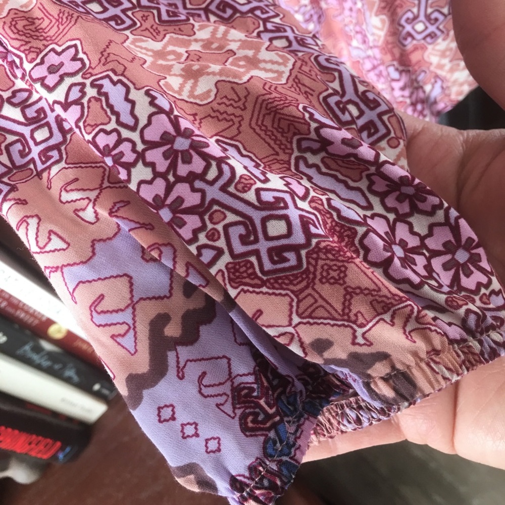 Pink pattern top - Picture 8 of 8